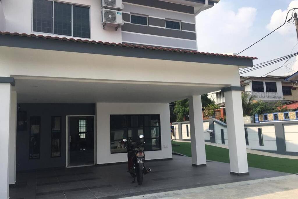 22Pax :Taman Pelangi Party House Nearby Midvelly Villa Johor Bahru Eksteriør billede