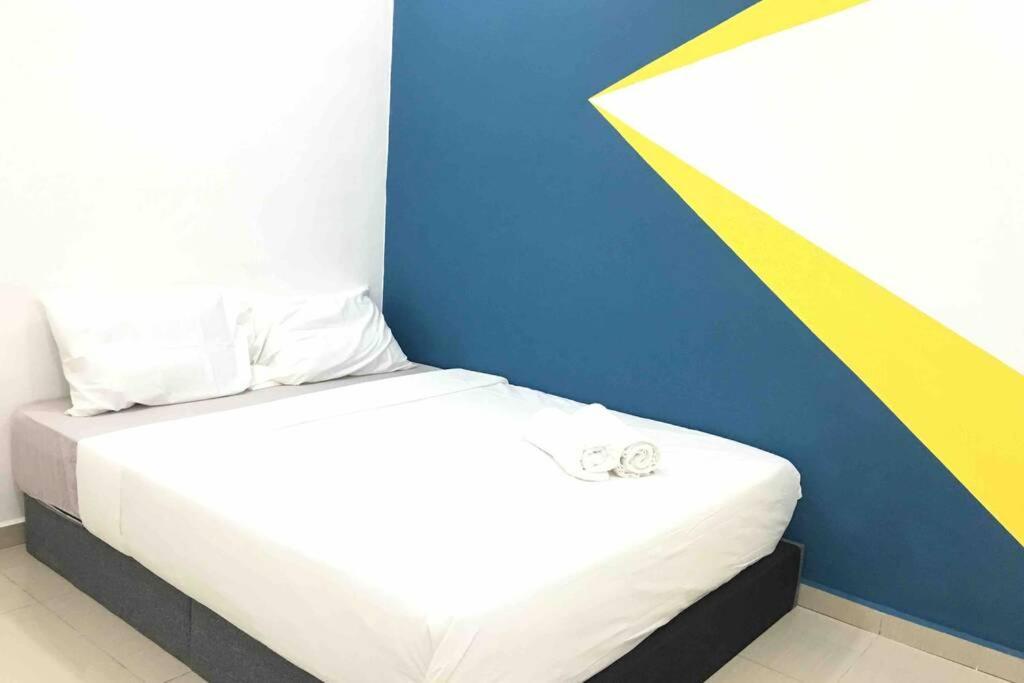 22Pax :Taman Pelangi Party House Nearby Midvelly Villa Johor Bahru Eksteriør billede